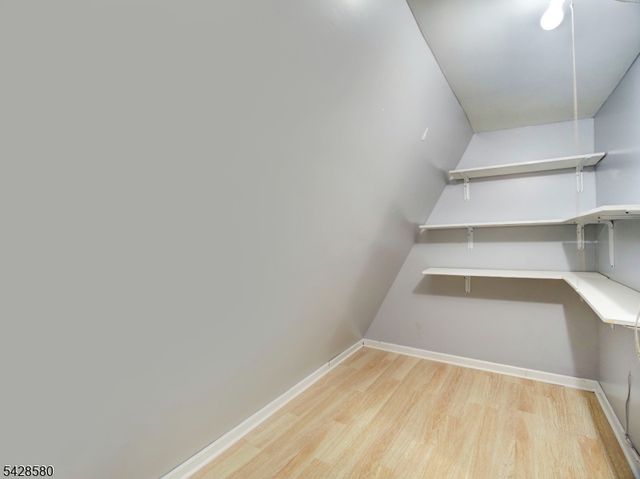 564 Sanford Ave, Newark City, NJ 07106