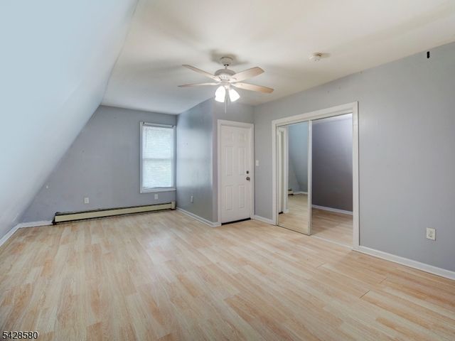 564 Sanford Ave, Newark City, NJ 07106