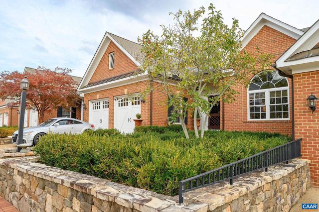 824 COLRIDGE DR, Charlottesville, VA 22903