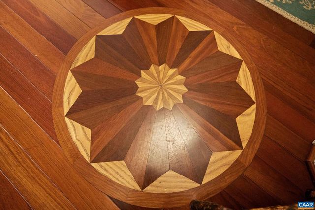 824 COLRIDGE DR, Charlottesville, VA 22903