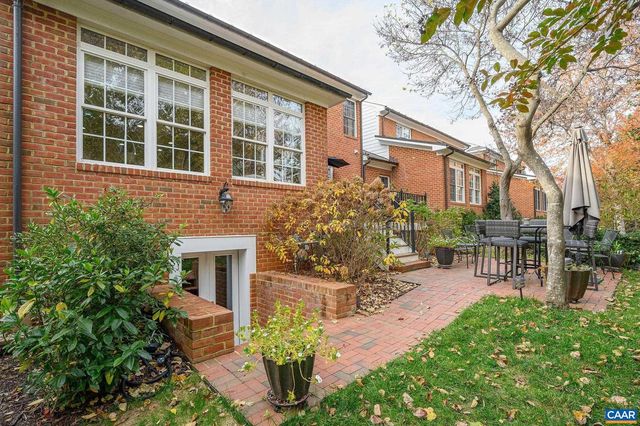 824 COLRIDGE DR, Charlottesville, VA 22903