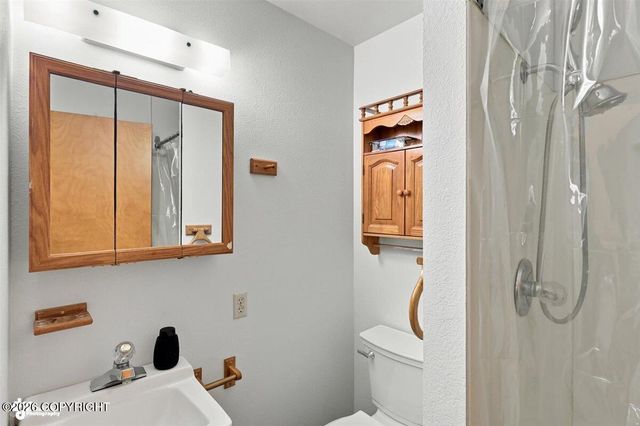 3511 Scarlet Place, Anchorage, AK 99517