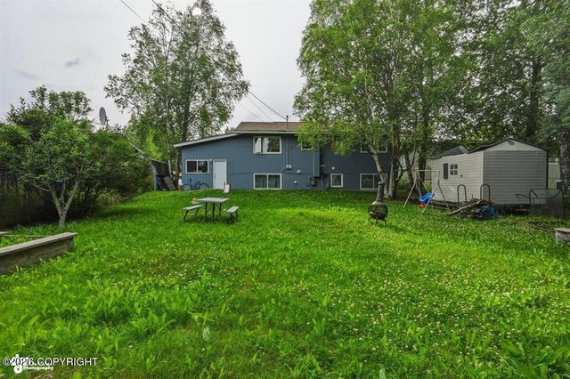 3511 Scarlet Place, Anchorage, AK 99517