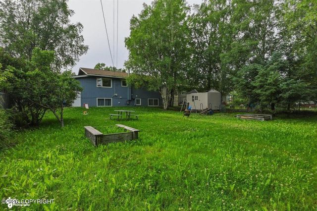 3511 Scarlet Place, Anchorage, AK 99517