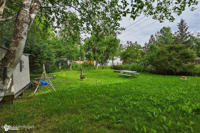 3511 Scarlet Place, Anchorage, AK 99517