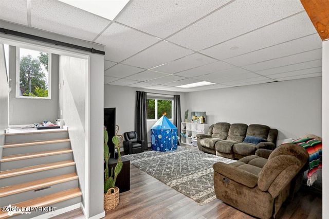 3511 Scarlet Place, Anchorage, AK 99517