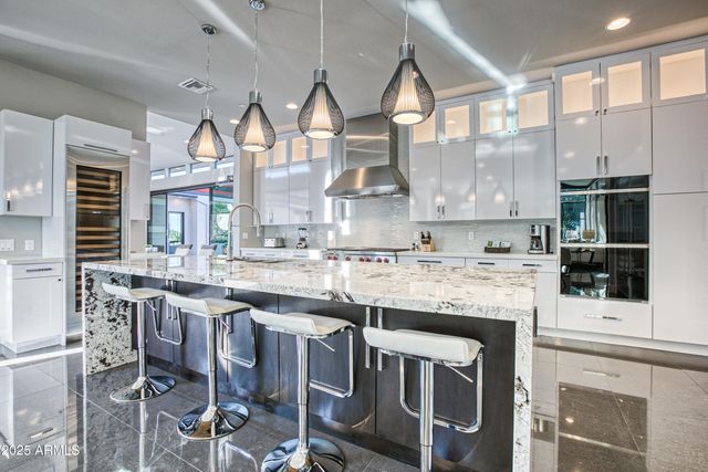 7008 N 69TH Place, Paradise Valley, AZ 85253