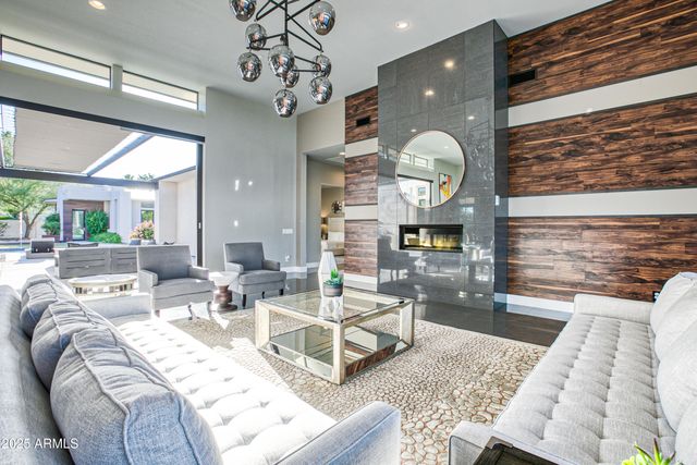 7008 N 69TH Place, Paradise Valley, AZ 85253