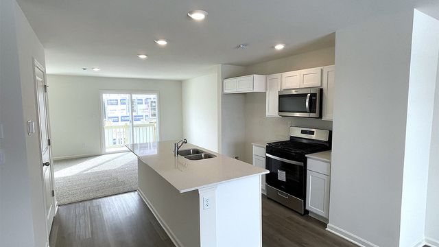 6500 Linden Trail C, Wonder Lake, IL 60097