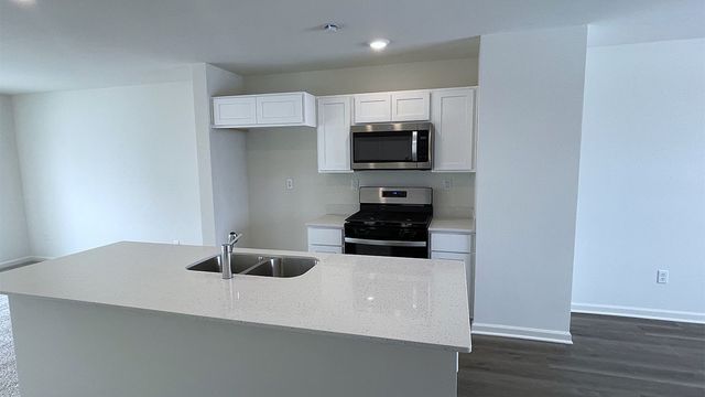 6500 Linden Trail C, Wonder Lake, IL 60097