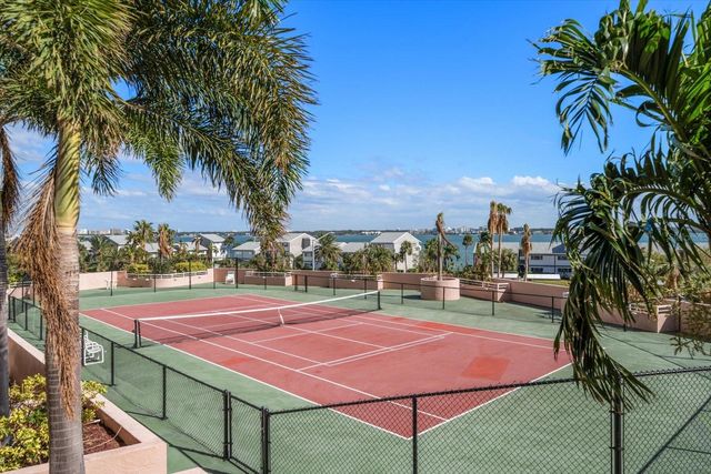 1310 GULF BOULEVARD 10B, Clearwater Beach, FL 33767