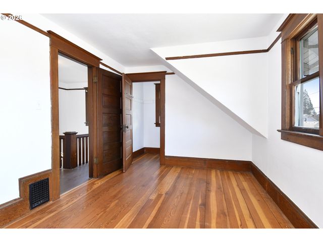 5140 Se 66TH Ave, Portland, OR 97206