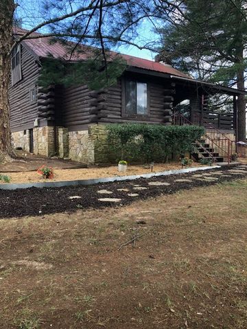 300 Roy Pitt Rd, Springfield, TN 37172