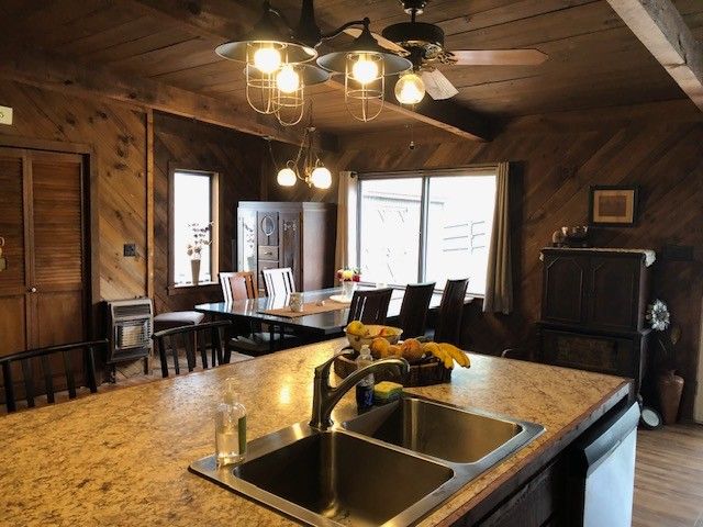 300 Roy Pitt Rd, Springfield, TN 37172