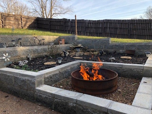 300 Roy Pitt Rd, Springfield, TN 37172