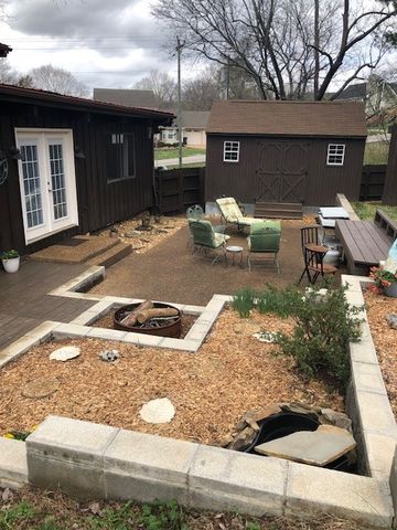 300 Roy Pitt Rd, Springfield, TN 37172