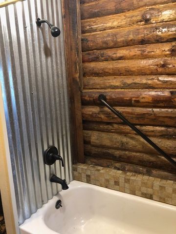 300 Roy Pitt Rd, Springfield, TN 37172