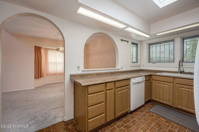 2194 Frontier Drive, Las Cruces, NM 88011