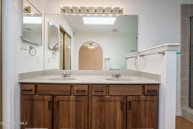 2194 Frontier Drive, Las Cruces, NM 88011