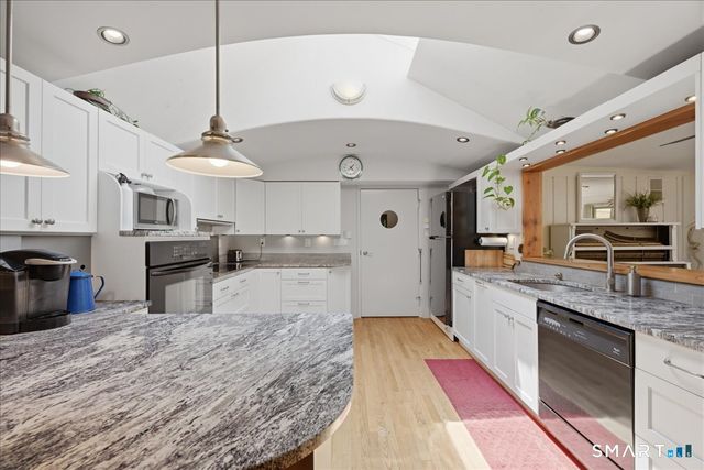 15 Mitchell Drive, East Lyme, CT 06357