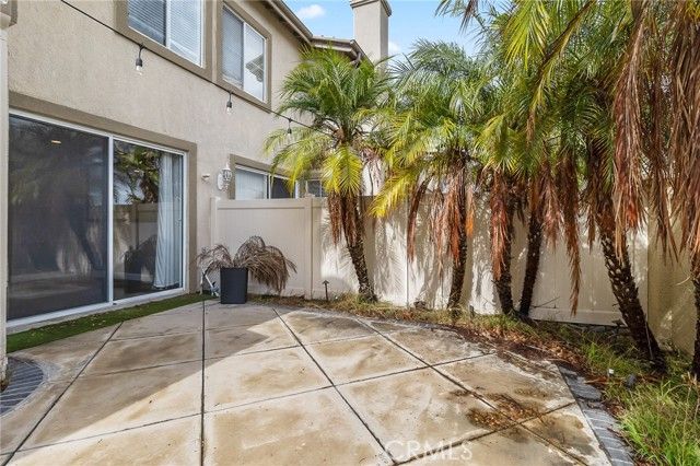 433 N Londonderry Lane B, Orange, CA 92869