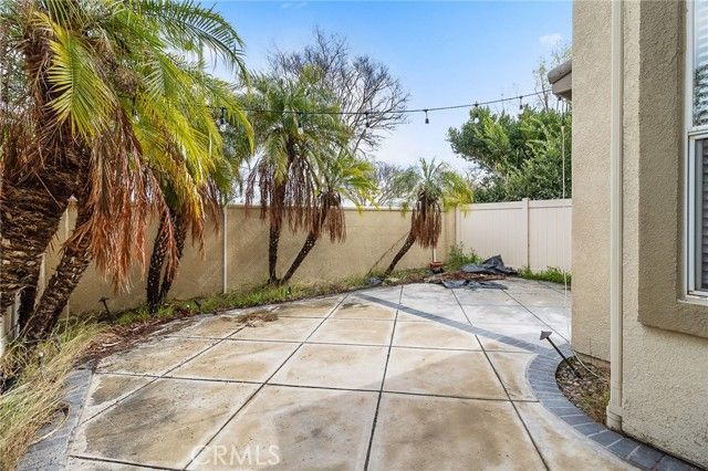433 N Londonderry Lane B, Orange, CA 92869