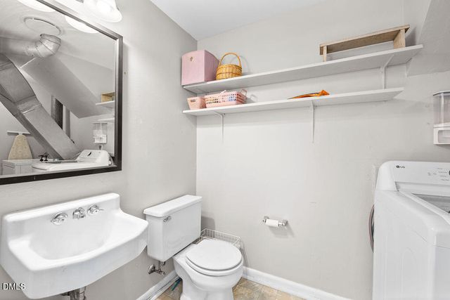 2929 Skycrest Drive, Fayetteville, NC 28304