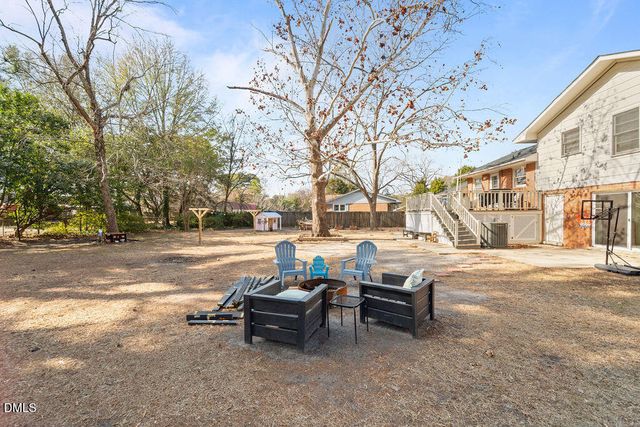 2929 Skycrest Drive, Fayetteville, NC 28304