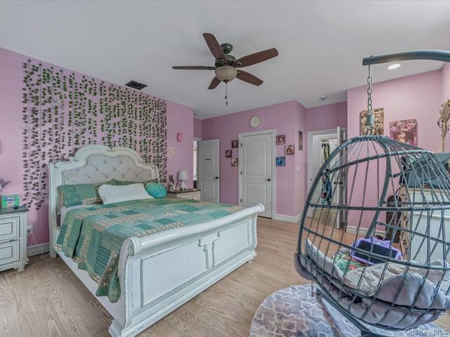 575 Hawthorne Street, West Hempstead, NY 11552