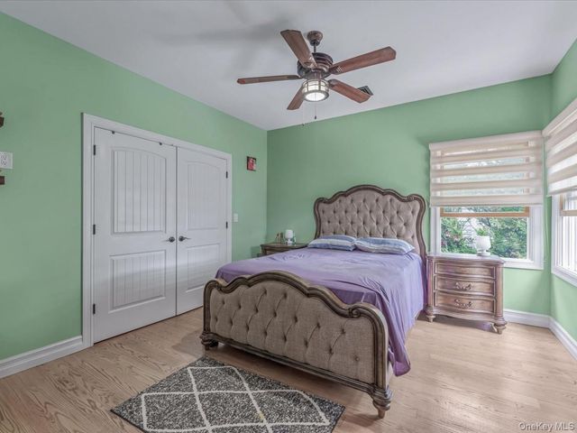 575 Hawthorne Street, West Hempstead, NY 11552