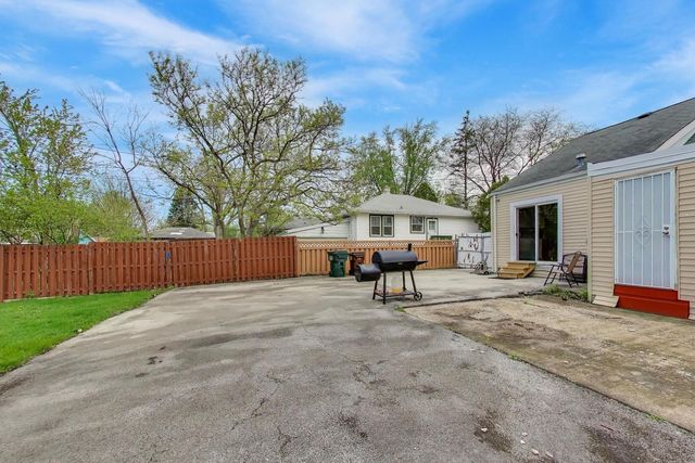 18532 Klimm Avenue, Homewood, IL 60430