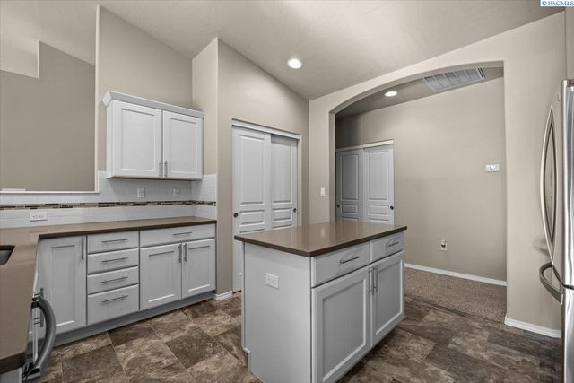 5806 Wallowa Lane, Pasco, WA 99301