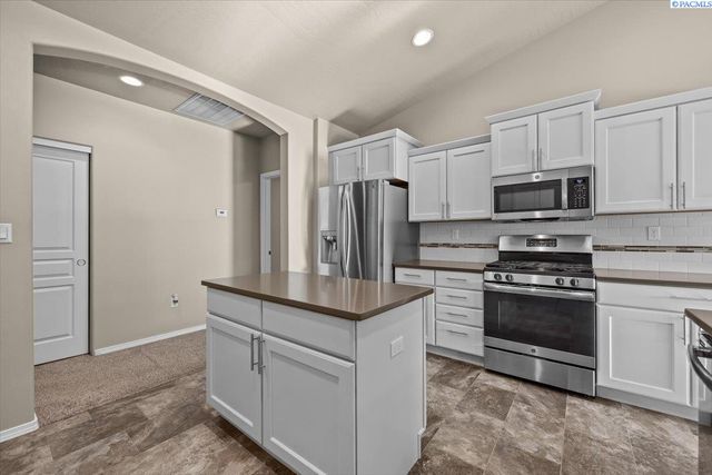 5806 Wallowa Lane, Pasco, WA 99301