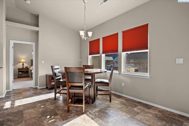 5806 Wallowa Lane, Pasco, WA 99301