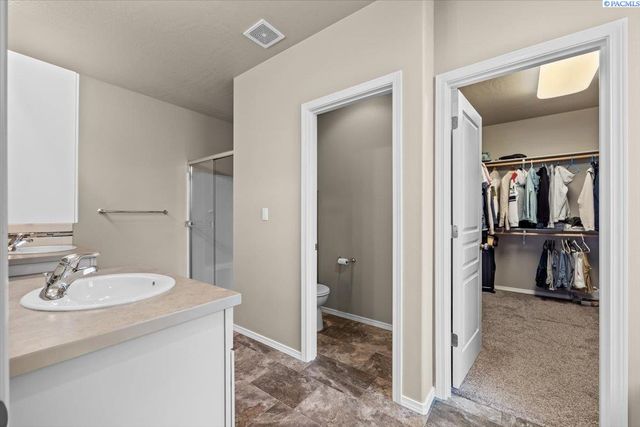 5806 Wallowa Lane, Pasco, WA 99301