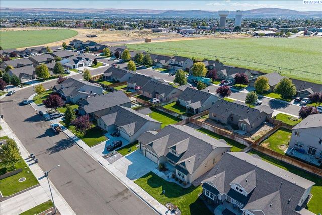 5806 Wallowa Lane, Pasco, WA 99301