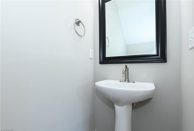 5096 Bartholomews Lane, Greensboro, NC 27407