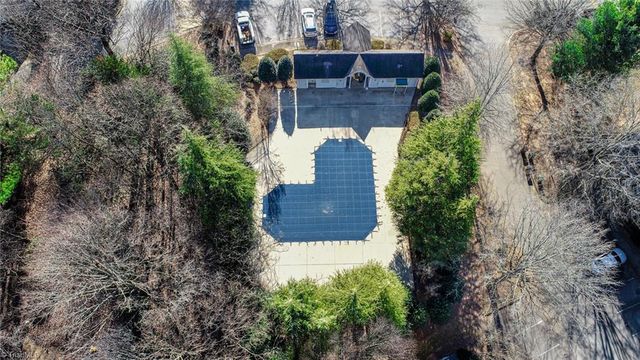 5096 Bartholomews Lane, Greensboro, NC 27407