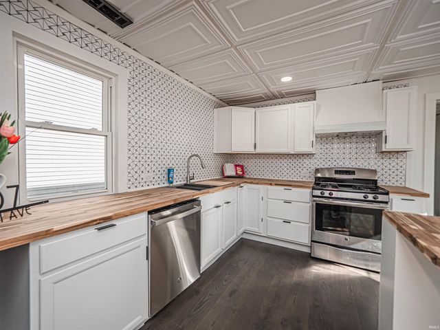 507 N Eleventh Avenue, Evansville, IN 47712