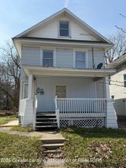 425/425.5 N Butler Boulevard, Lansing, MI 48915