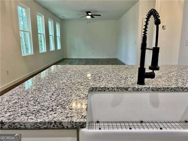 24 Rocky Circle NE, White, GA 30184