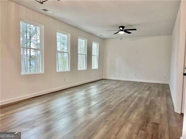 24 Rocky Circle NE, White, GA 30184