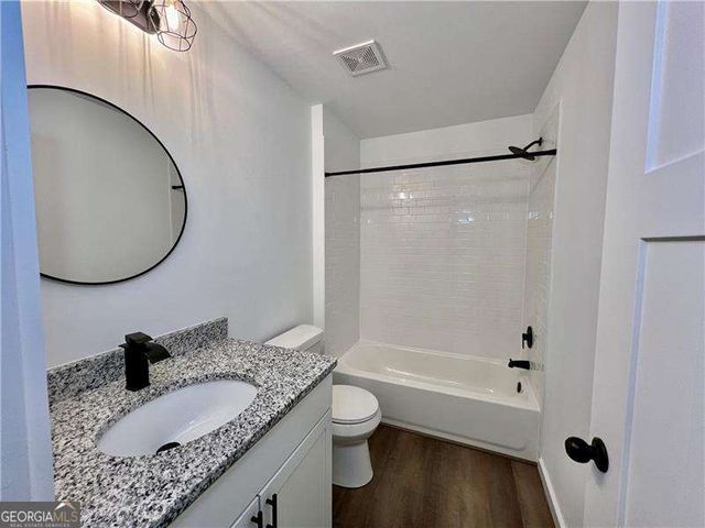 24 Rocky Circle NE, White, GA 30184