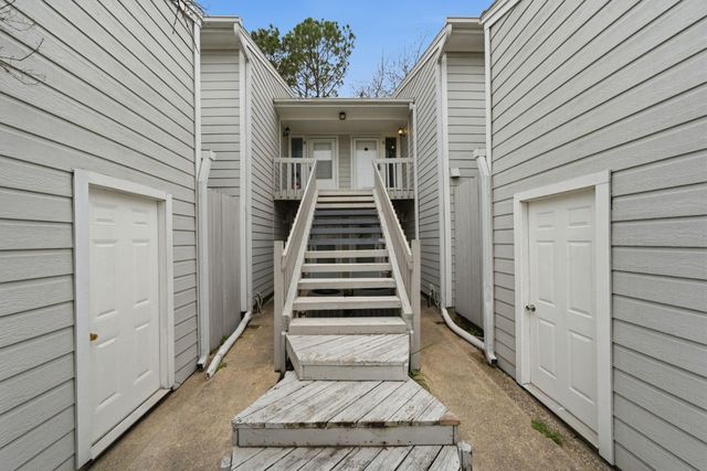 3 Hideaway Drive, Friendswood, TX 77546