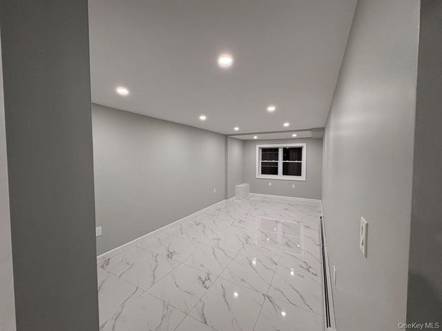 2819 Schurz Avenue, Bronx, NY 10465