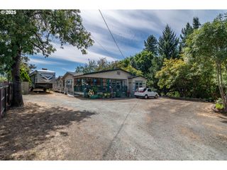 1313 N OLD PACIFIC Hwy, Myrtle Creek, OR 97457