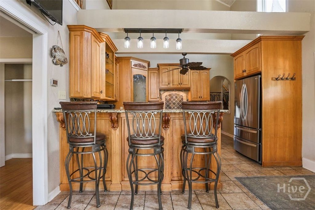 Image 11 of property listing at 1214 5th Avenue, Tybee Island, GA 31328