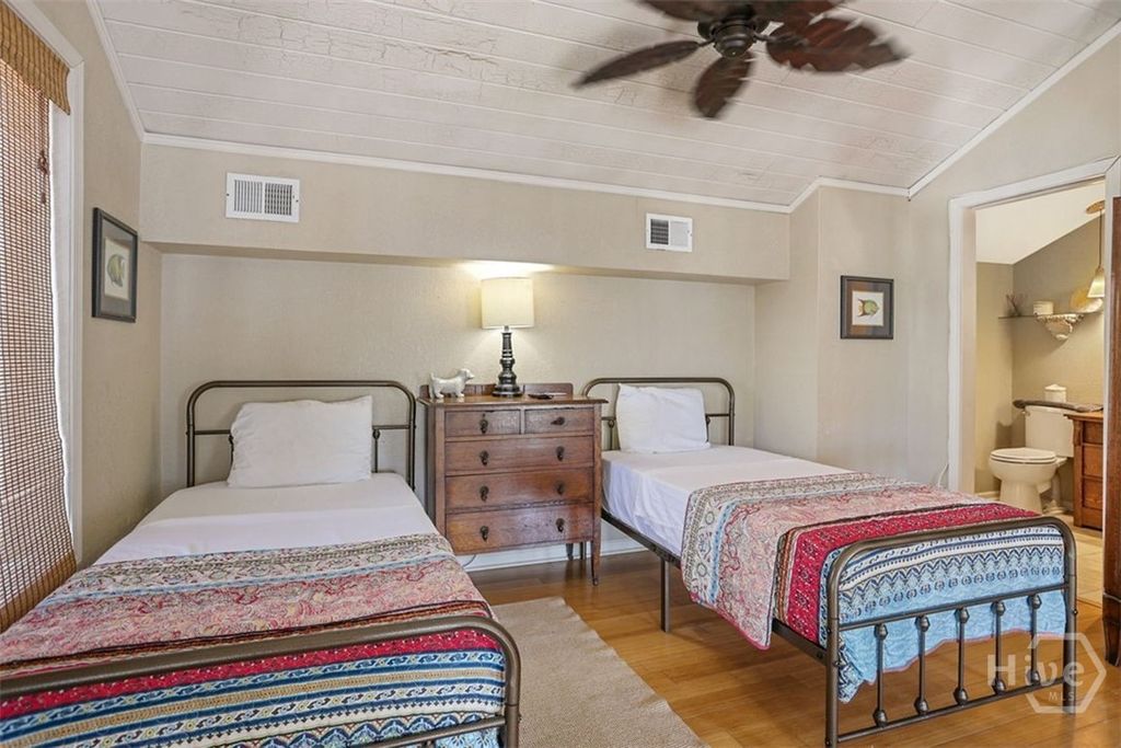 Image 27 of property listing at 1214 5th Avenue, Tybee Island, GA 31328