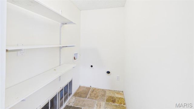 170 Country View Road, Nixa, MO 65669