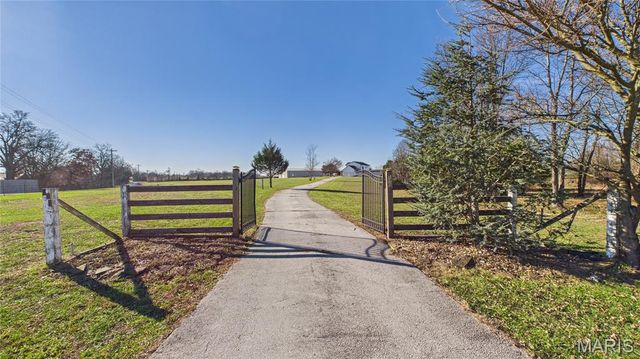 170 Country View Road, Nixa, MO 65669